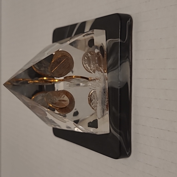 Orgonite Pyramid with Pennies - Picture 4 of 16